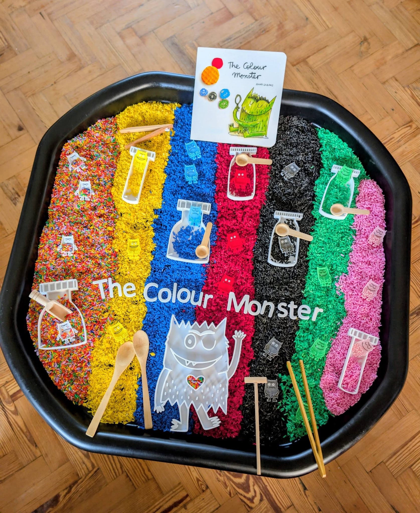 Emotion Monster Sensory Filling Tray Set – Monster & 7 Emotion Bottle Trays | EYFS Feelings & Emotions Resource